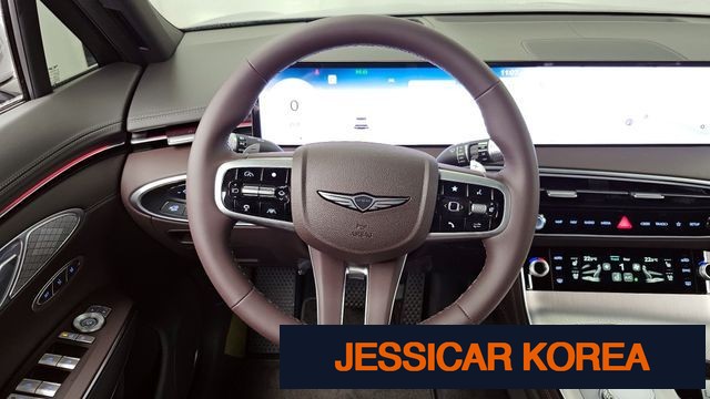 2026 Genesis GV70 - Thumbnail 10