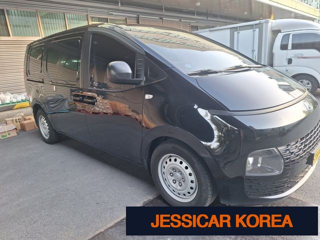2022 Hyundai Staria - Thumbnail 9