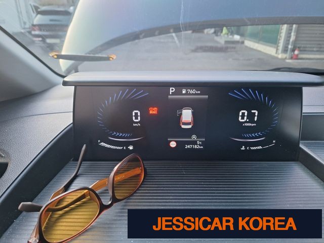 2022 Hyundai Staria - Thumbnail 12