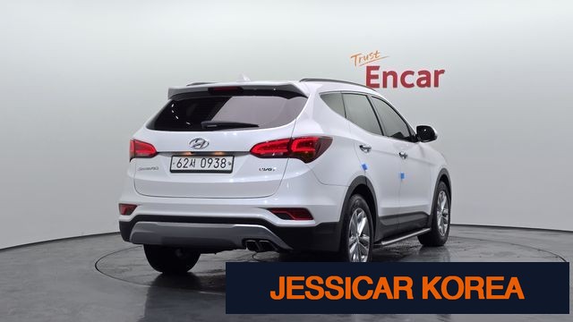 2016 Hyundai Santa Fe The Prime - Thumbnail 3