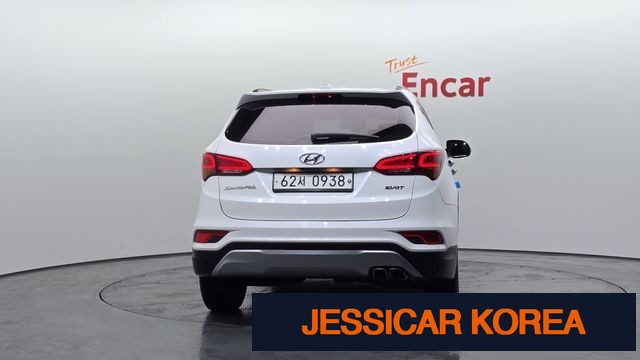 2016 Hyundai Santa Fe The Prime - Thumbnail 4