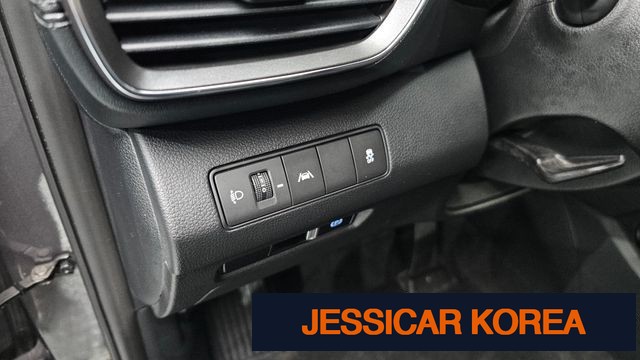 2021 Hyundai The New Santa Fe - Thumbnail 2