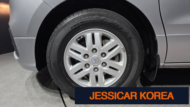 2021 Hyundai The New Grand Starex - Thumbnail 4