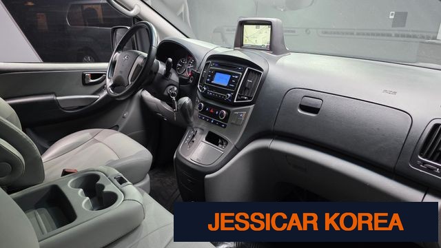 2021 Hyundai The New Grand Starex - Thumbnail 6