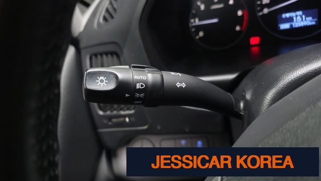 2021 Hyundai The New Grand Starex - Thumbnail 9