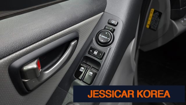 2021 Hyundai The New Grand Starex - Thumbnail 15