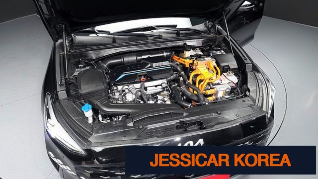 2023 Kia K8 Hybrid - Thumbnail 10