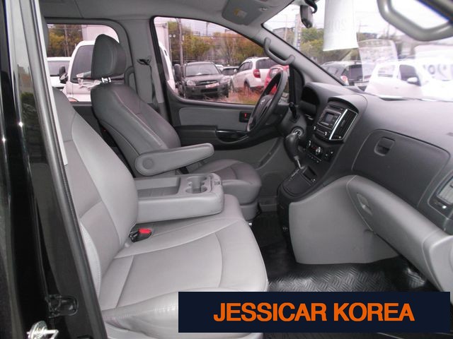 2019 Hyundai The New Grand Starex - Thumbnail 5