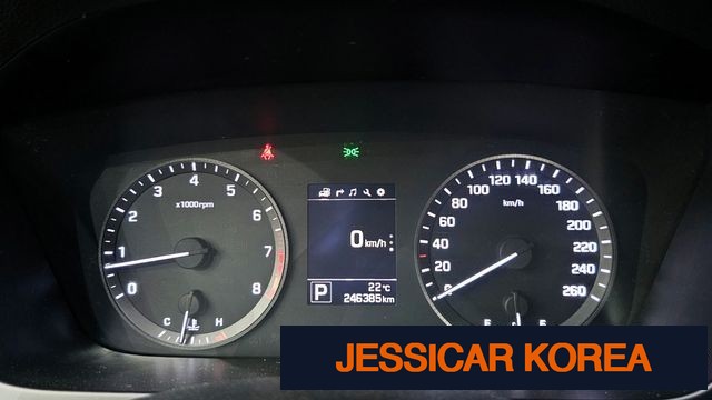 2015 Hyundai LF Sonata - Thumbnail 2
