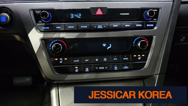 2015 Hyundai LF Sonata - Thumbnail 14