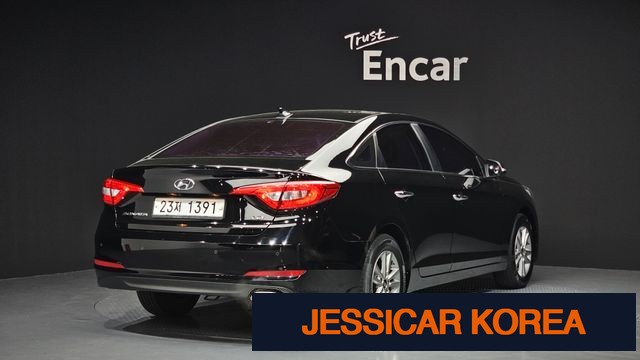 2015 Hyundai LF Sonata - Thumbnail 20