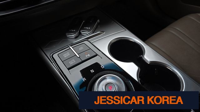 2023 Kia K8 Hybrid - Thumbnail 2
