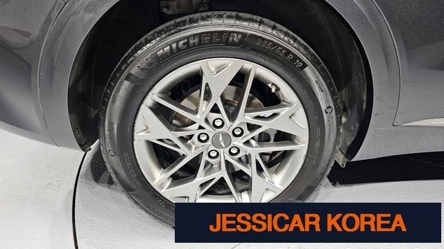 2021 Genesis GV70 - Thumbnail 6
