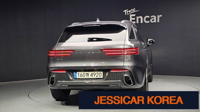 2021 Genesis GV70 - Thumbnail 7
