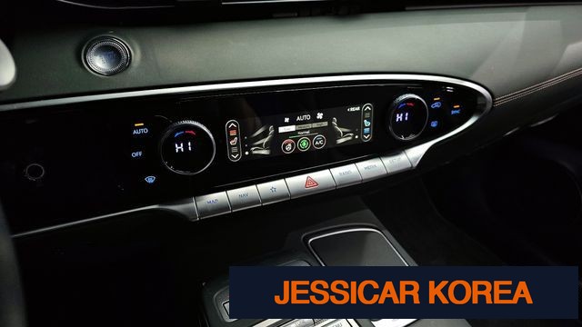 2021 Genesis GV70 - Thumbnail 10