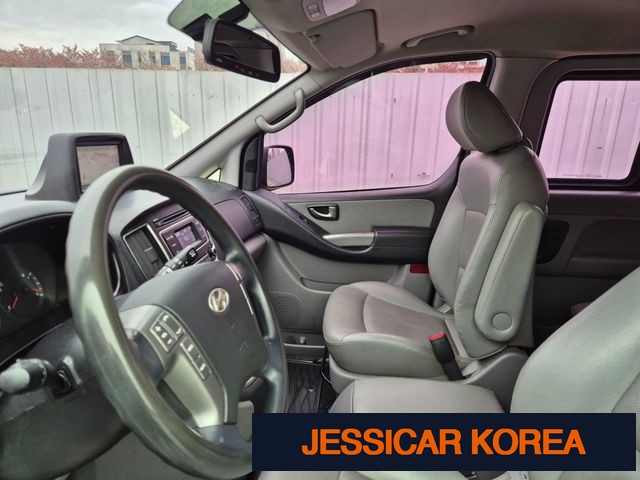 2016 Hyundai Grand Starex - Thumbnail 7