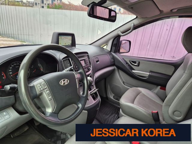 2016 Hyundai Grand Starex - Thumbnail 11