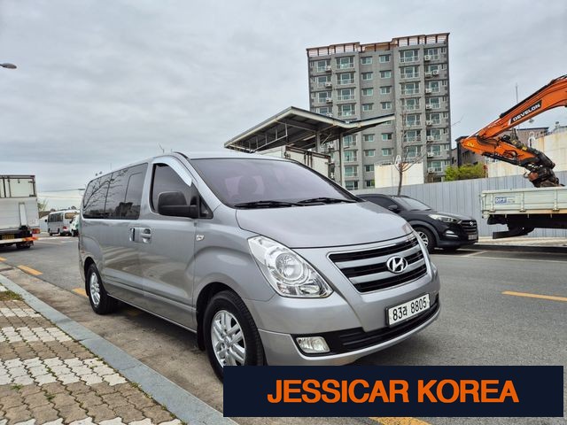 2016 Hyundai Grand Starex - Thumbnail 19