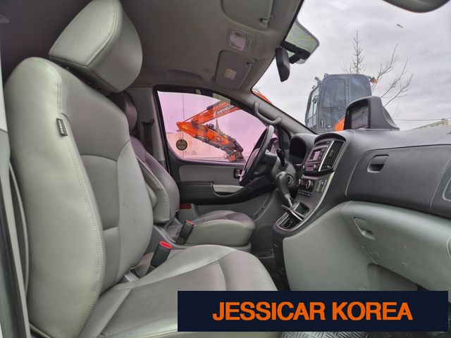 2016 Hyundai Grand Starex - Thumbnail 20