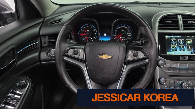 2015 Chevrolet Malibu - Thumbnail 8