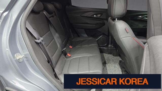 2021 Chevrolet Trailblazer - Thumbnail 17