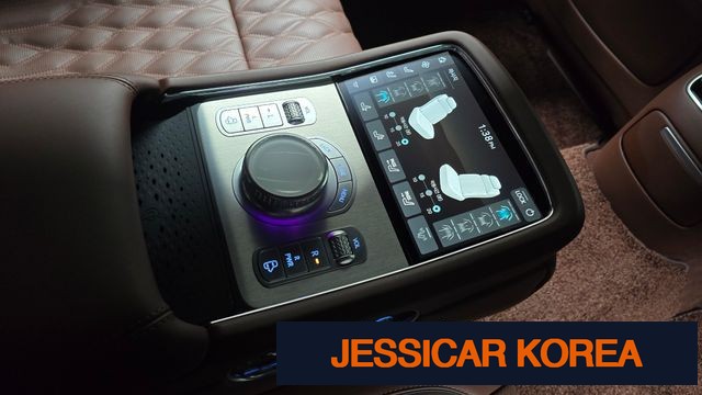 2022 Genesis G90 (RS4) - Thumbnail 18