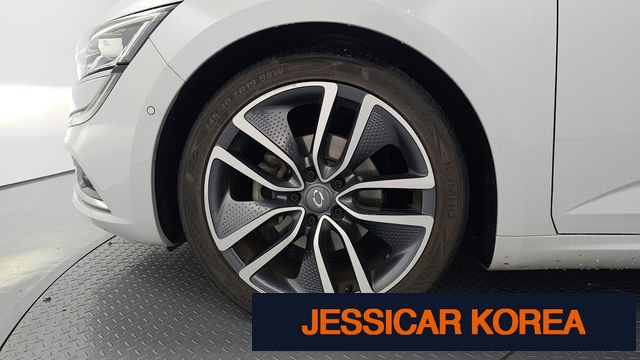 2016 Renault Korea SM6 - Thumbnail 2