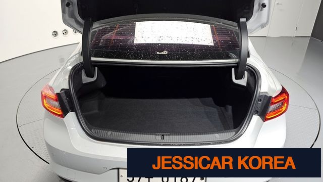 2016 Renault Korea SM6 - Thumbnail 10