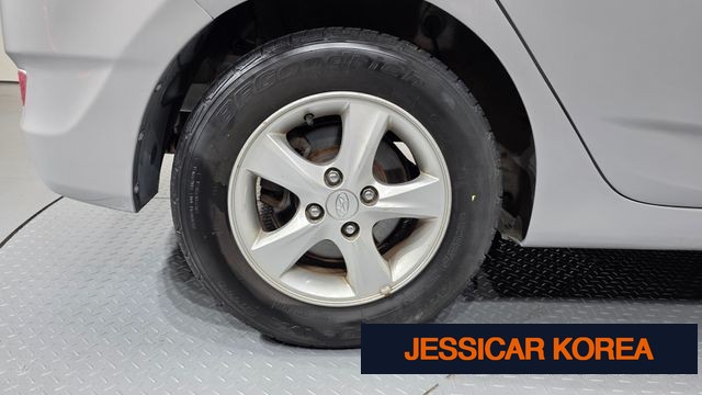 2013 Hyundai Accent (new model) - Thumbnail 7