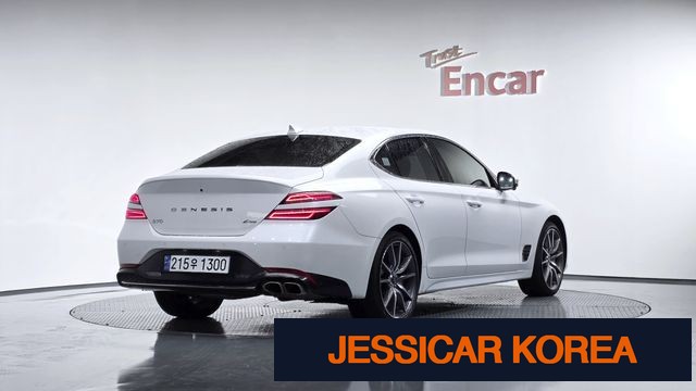 2023 Genesis The New G70 - Thumbnail 9