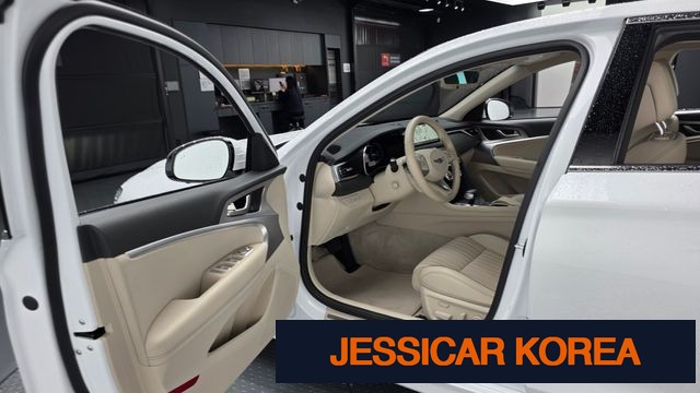 2023 Genesis The New G70 - Thumbnail 12
