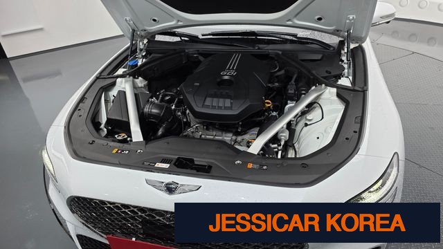2023 Genesis The New G70 - Thumbnail 17