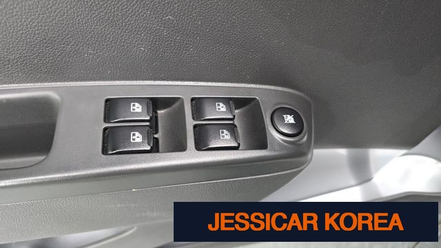2012 Chevrolet Spark - Thumbnail 2