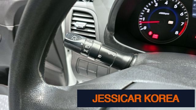 2012 Hyundai Accent (new model) - Thumbnail 16