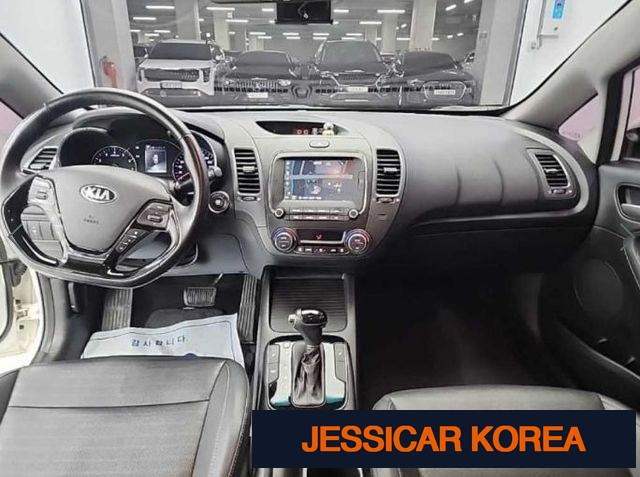 2017 Kia The New K3 - Thumbnail 6