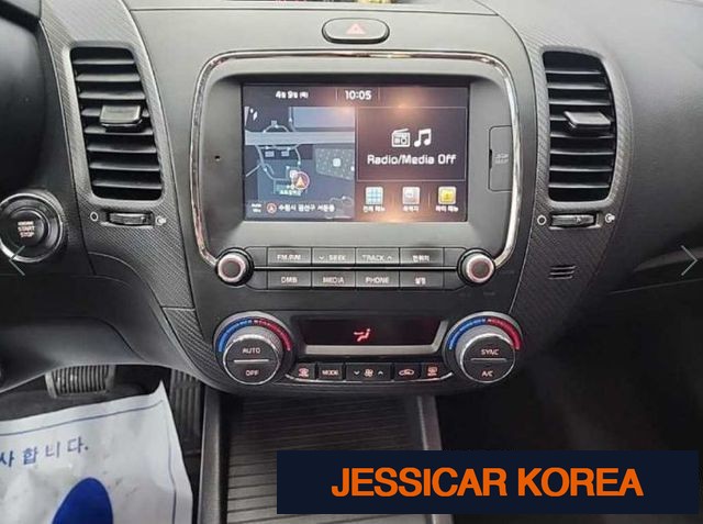 2017 Kia The New K3 - Thumbnail 8