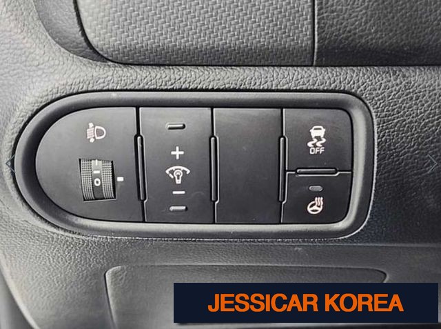 2017 Kia The New K3 - Thumbnail 18