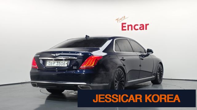 2018 Genesis EQ900 - Thumbnail 13