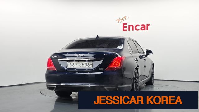 2018 Genesis EQ900 - Thumbnail 17