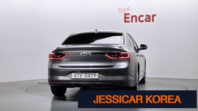 2016 Renault Korea SM6 - Thumbnail 3