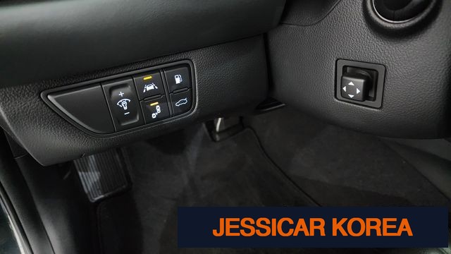 2018 Genesis G70 - Thumbnail 13
