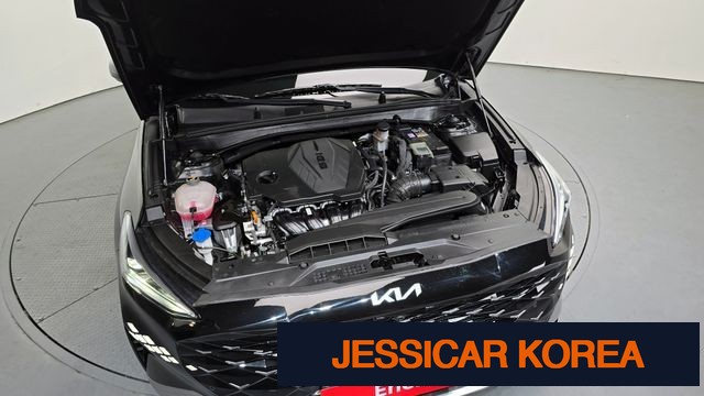 2024 Kia K8 - Thumbnail 6