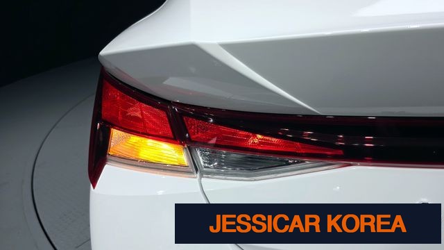 2021 Hyundai Avante (CN7) - Thumbnail 2