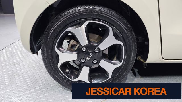 2016 Kia Ray - Thumbnail 9