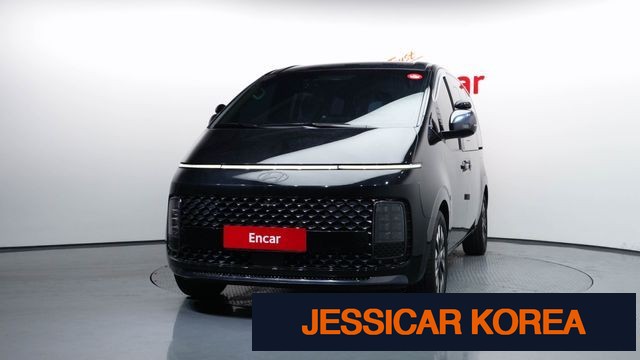 2025 Hyundai Staria - Thumbnail 9