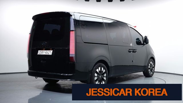 2025 Hyundai Staria - Thumbnail 13
