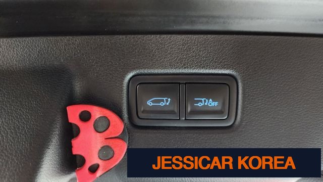 2025 Hyundai Staria - Thumbnail 16