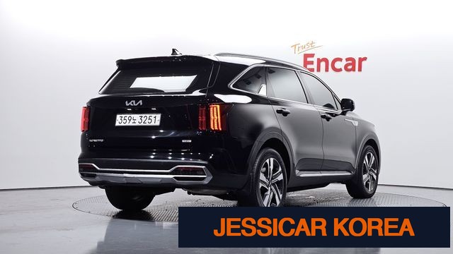2023 Kia Sorento 4th Gen - Thumbnail 9