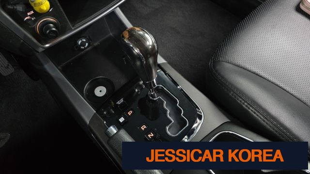 2014 KG Mobility New Korando C - Thumbnail 5