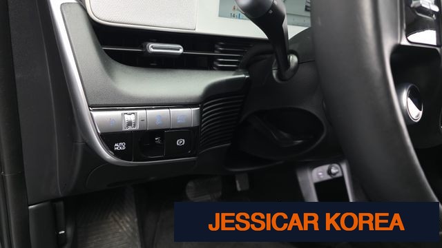 2022 Hyundai Ioniq 5 - Thumbnail 18